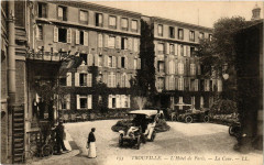 Trouville - L'Hotel de Paris - La Cour