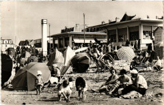 Luc-sur-Mer - La Plage à Luc-sur-Mer