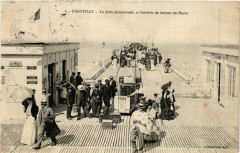 Trouville - La Jetee Promeande