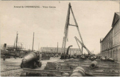 Arsenal de Cherbourg - Vieux Canons -
													50 Manche
												