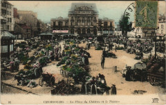 Cherbourg - La Place du Chateau et le Théatre