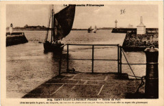 La Normandie ...-Saint-Vaast-la-Hougue (Manche)- Entrée du Port -
																					50550 Saint-Vaast-la-Hougue
																			