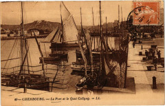 Cherbourg - Le Port et le Quai Caligny
