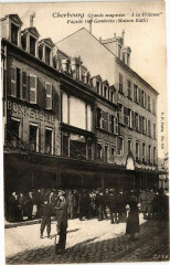 Cherbourg - Grands magasins A la Frileuse - Facade rue Gambetta -
													50 Manche
												