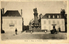 Reims - Place et Fontaine Godinot à Reims