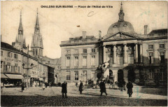 Chalons sur Marne Place de l'Hotel de Ville