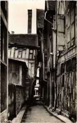 Troyes- La Ruelle des Chats France à Troyes