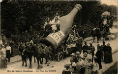 Fetes de l'Aube en Champagne Le Char des Riceys