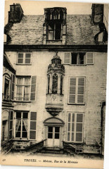 Troyes - Maison, Rue de la Monnaie à Troyes