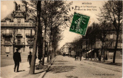 Mezieres Place de la Republique -
													08 Ardennes
												