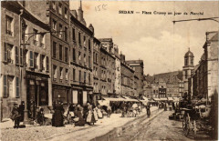 Sedan Place Crussy un jour de Marché à Sedan