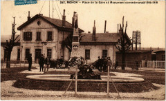 Mohon - Place de la Gare et Monument commémoratif 1914-1918