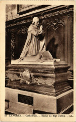 Langres  - Cathédrale - Statue de Mgr Guérin à Langres