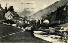 Bareges publicite sur le dos à Barèges