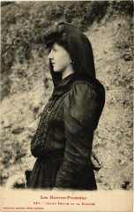 Jeune Femme de la Bigorre