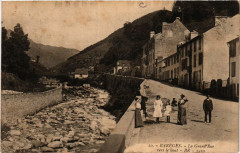 Bareges La Grande Rue vers le haut à Barèges