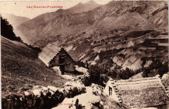 Les Pyrenées - Vallée