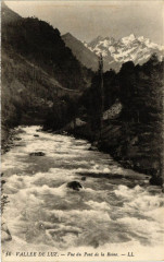 Vallée de Luz - Vue du Pont de la Reine à Uz