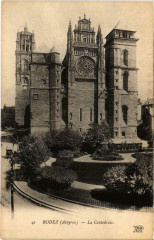 Rodez - La Cathédrale à Rodez
