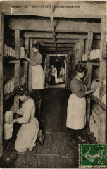 Roquefort - Interieur a une Cave -
													12 Aveyron
												