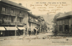 Le Gua - Vue prise de la Place