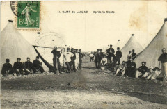 Camp du Larzac - Aprés la sieste -
													12 Aveyron
												