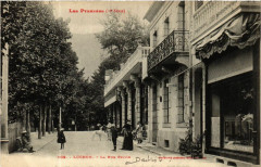 Les Pyrénées - Luchon - La Rue Sylvie -
													31 Haute Garonne
												