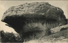 Bords de la Vezere - Le Rocher de la Peine
