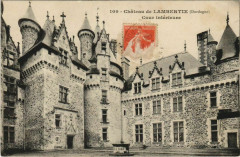 Chateau de Lambertie - Cour Interieure -
													24 Dordogne
												