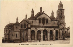 Perigueux- Portail de la Cathedrale Saint-Front France à Périgueux
