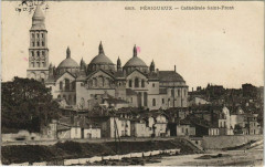Perigueux- Cathedrale Saint-Front France à Périgueux