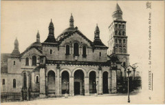 Perigueux- Portail de la Cathedrale Saint-Front France à Périgueux