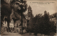 Brantome - Les Grottes de l'Abbaye Le Clocher -
													24 Dordogne
												