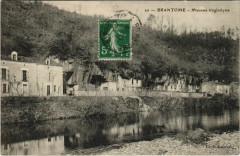 Brantome - Maisons troglodytes
