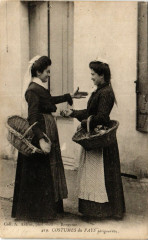 Costumes du Pays