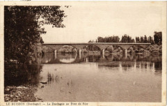 Le Buisson - La Dordogne au Pont de Vicq