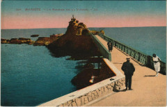 Biarritz - Le Rocher de la Vierge à Biarritz