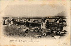 Hendaye - Le Port Debarquement de la Sardine à Hendaye