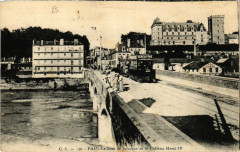 Pau Le Pont de Jurancon et le Chateau Henri Iv à Pau