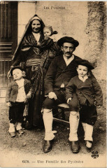 Les Pyrenées - Une Famille des Pyrenées