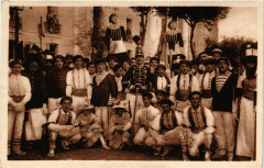 Types Basques - Danseurs et Figumants des Fetes Basques -
													64 Pyrénées Atlantiques
												