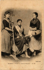 Biarritz - Types de Femmes Basques à Biarritz