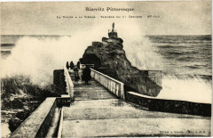 Biarritz - La Vague a la Vierge à Biarritz