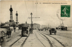 Bordeaux Les Colonnes Rostrales à Bordeaux