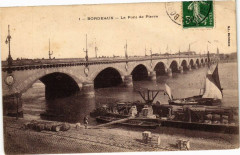 Bordeaux-Le Pont de Pierre à Bordeaux