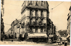 Bordeaux - Les allées damour et la rue à Bordeaux