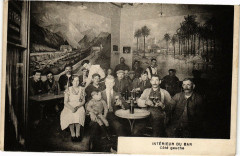 Interieur du bar ciote gauche