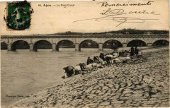 Agen Le Pont Canal Lavandieres à Agen