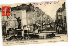Agen - Statue Jasmin et Boulevard de la Republique à Agen