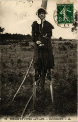Landes - Scenes et Types Landais - Une Echassiere - Folklore